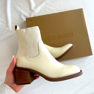 ADMIRE Bone Leather Block Heel Chelsea Boot